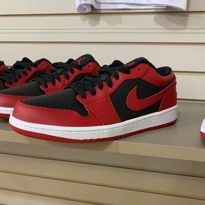 Meet your Posher, Efrain